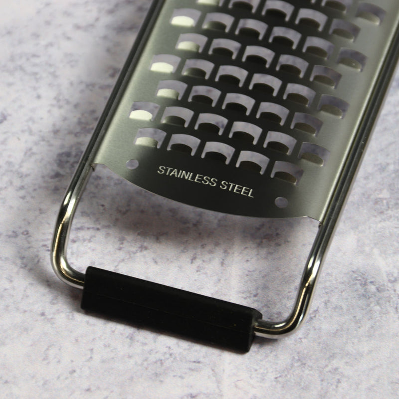 Coarse grater zoomed