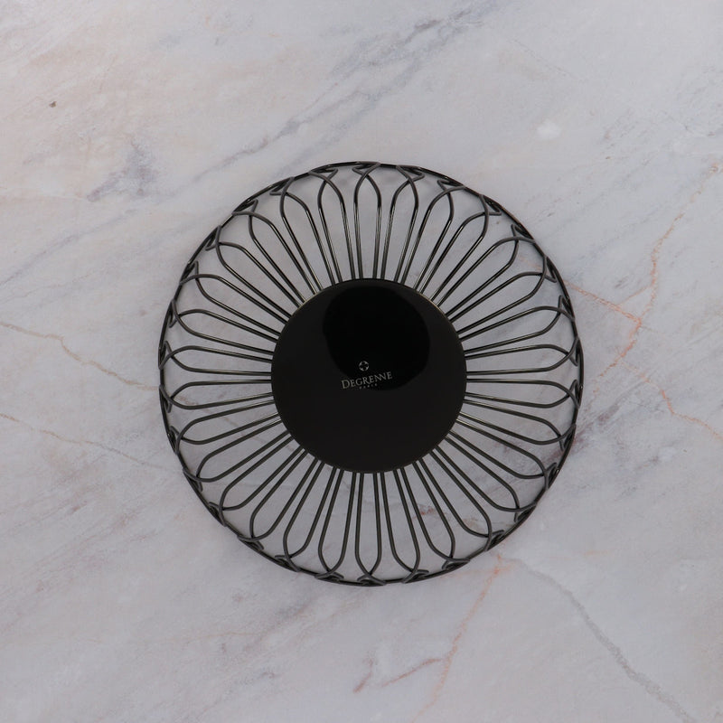 Degrenne Black roud basket on Marble Topshot